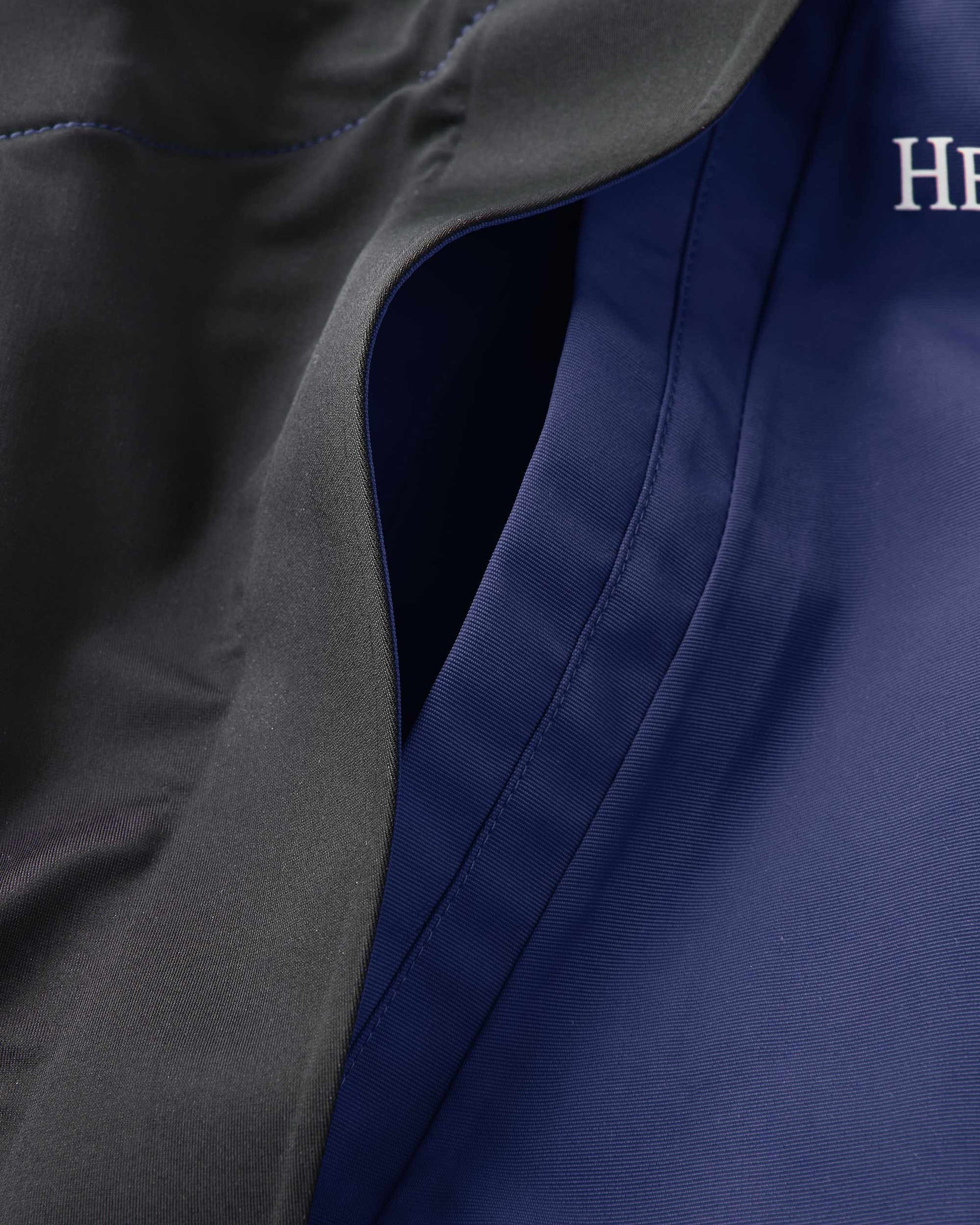 Henri Lloyd Men's Coastal Hi-Fit
